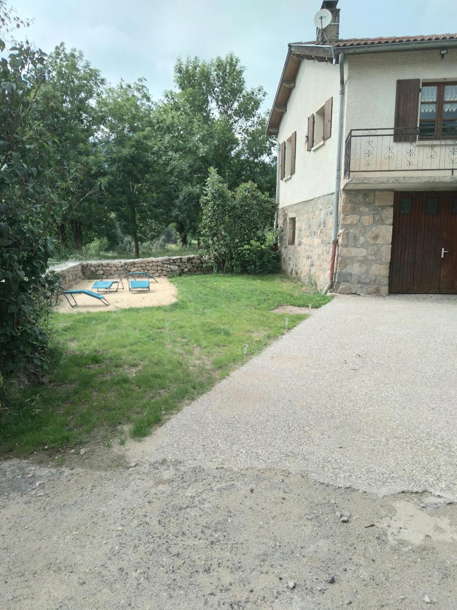 En Pleine Campagne Holiday home Saint-Haon